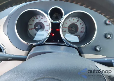 2006 Pontiac Solstice z USA, uszkodzony, nr VIN 1G2MB33B86Y102073